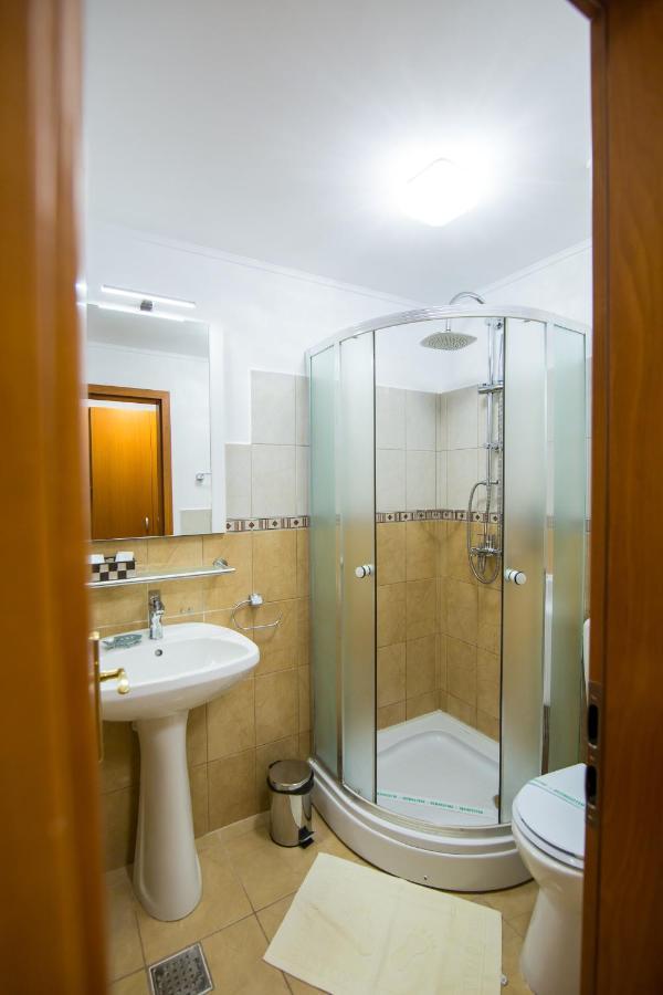 Pensiunea Sofia Timişoara Extérieur photo
